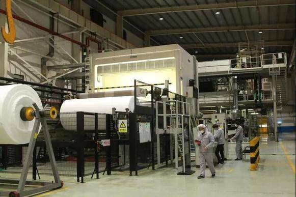 小叉車與云監工 八家央企在全民抗疫中的沖鋒擔當